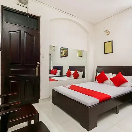 Oyo 486 Nhat Nhat Hotel